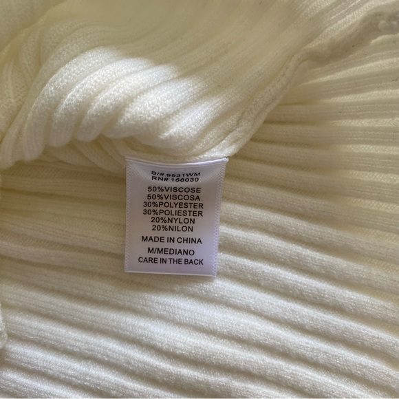 LOVE TREE TURTLE NECK CROPPED RIBBED CREAM WHITE LONG SLEEVE SWEATER - Picture 5 of 5